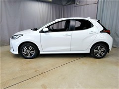 ヤリス ハイブリッド Z