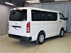 ハイエースバン DX