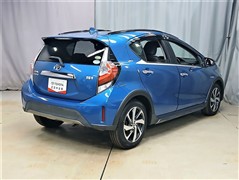 アクア クロスオーバー