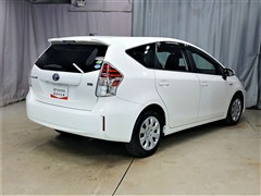 プリウスアルファ S Lセレクション