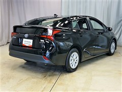 プリウス S セーフティプラス2