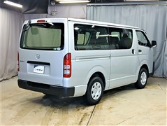 ハイエースバン DX