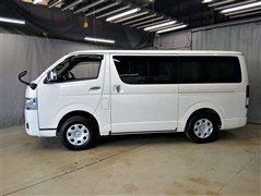 ハイエースバン S-GL ダーク2