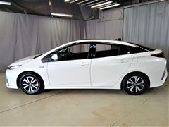 プリウスPHV Sナビパッケージ