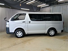 ハイエースバン DX 5ドア
