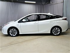 プリウス A ツーリングセレクション