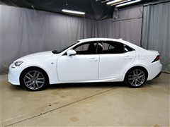 IS200t F SPORT