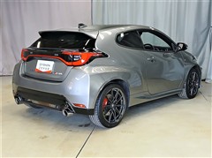 GRヤリス RZハイパフォーマンス