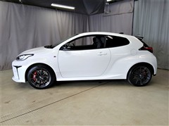 GRヤリス RZ ハイパフォーマンス