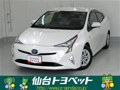 トヨタ プリウス S