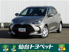 ヤリス ハイブリッド X