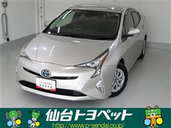 トヨタ プリウス S セーフティプラス