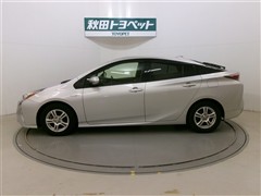 プリウス Sセーフティプラス
