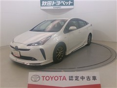 トヨタ プリウス S