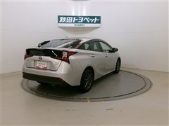 プリウス S セーフティプラス2