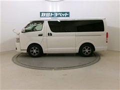 ハイエースバン  S GLダークプ