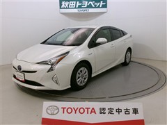 プリウス Sセーフティプラス