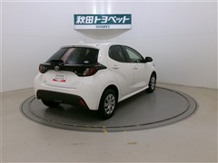 ヤリス X