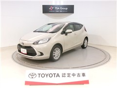 トヨタ アクア G