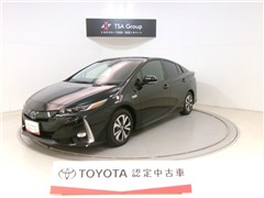 トヨタ プリウスPHEV A