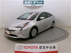 プリウス Sセーフティプラス