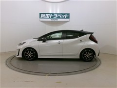 アクア GR スポーツ