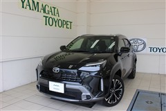 ヤリスクロスHV アドベンチャー