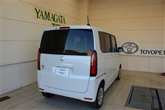 N-BOX ベースグレード4WD