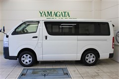 ハイエースV DX 4WD