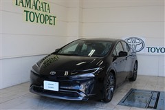 トヨタ　プリウス Z 4WD