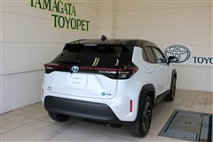 ヤリスクロス HV G