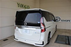 セレナ E-パワー ハイウェイスターV