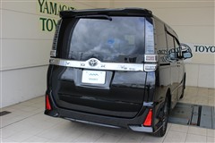 ヴォクシー ZSキラメキ3 4WD