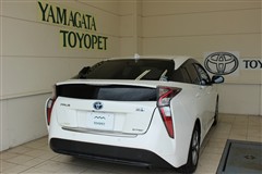 プリウス A 4WD