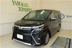 トヨタ ヴォクシー HV ZS キラメキ3
