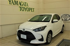 トヨタ ヤリス ハイブリッド X 4WD