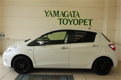 ヴィッツ ハイブリッド ジュエラ