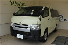 トヨタ ハイエースバン DX