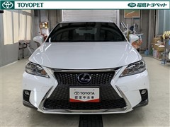 CT200h Fスポーツ