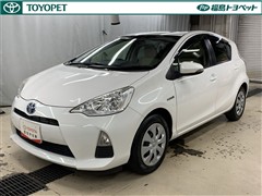 トヨタ　アクア S