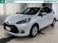 トヨタ　アクア Z