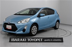 トヨタ アクア G