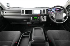 ハイエースW グランドキャビン