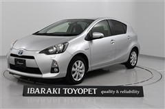 トヨタ アクア G