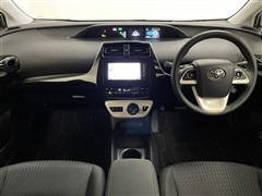 プリウス S セーフティプラス