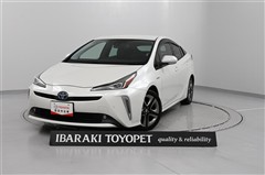 トヨタ プリウス A プレミアムツーリング