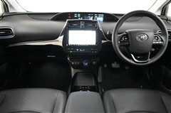 プリウス A プレミアムツーリング