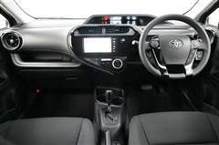 アクア S スタイルブラック