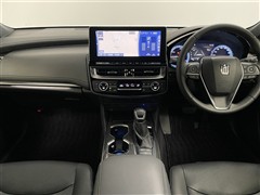 クラウン HV RS アドバンス