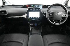 プリウス S セーフティープラス2